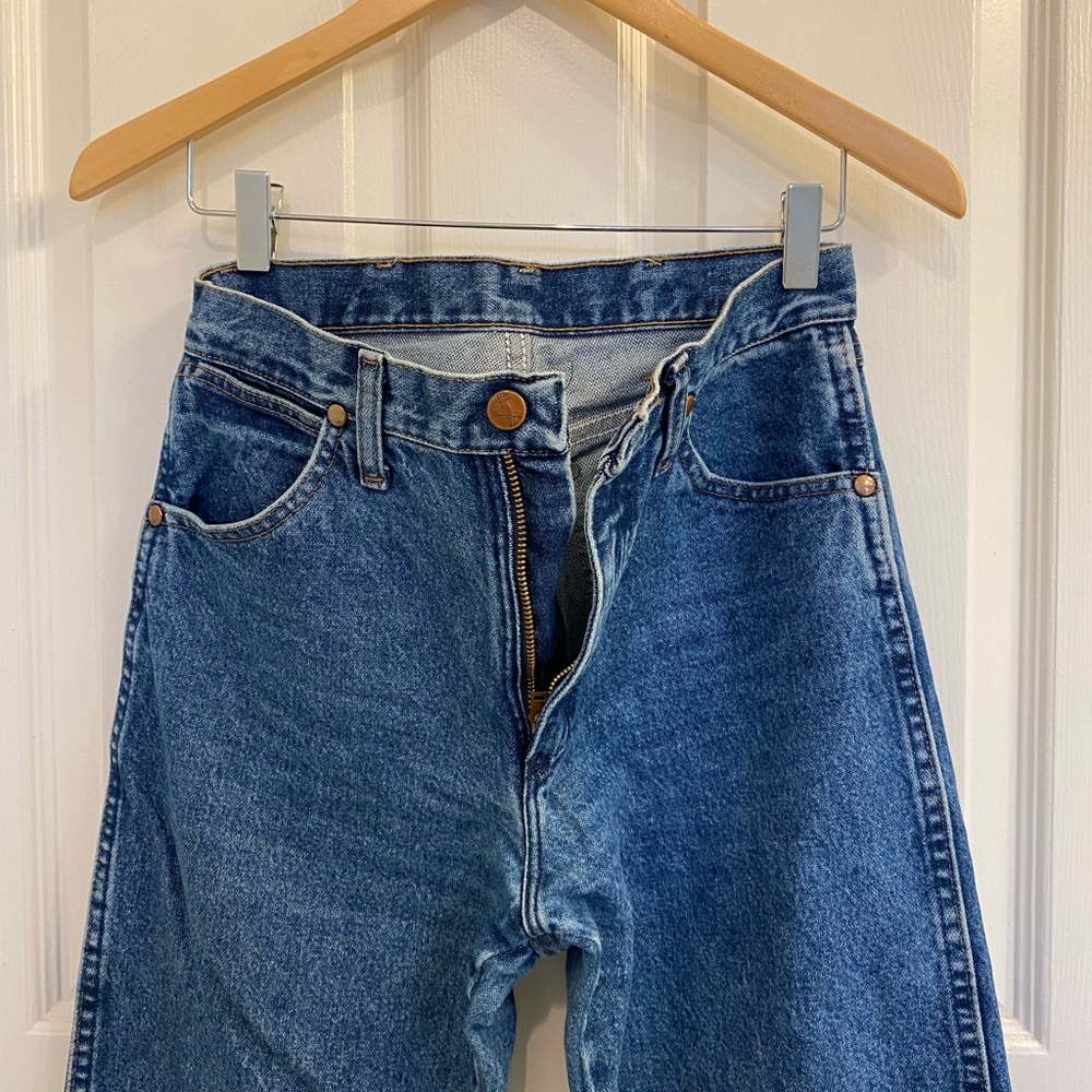 Wrangler Medium Wash Straight Leg Denim Jeans